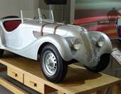 BMW 328 Junior στο ελληνικό Cash or Trash έσπασε ρεκόρ τιμής (video)