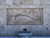 Τα μέλη της Μικτής Συμβουλευτικής Επιτροπής για την ανάδειξη και συντήρηση του Μνημείου του Αγνώστου Στρατιώτη