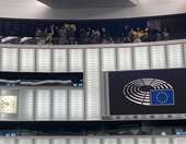 Το Ευρωκοινοβούλιο ζητά "ουσιαστική και απτή υποστήριξη" στη Γροιλανδία και τη Δανία