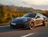 Επίσημο: Αυτή είναι η πρώτη υβριδική Porsche 911