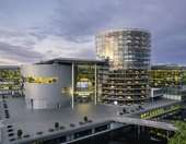 Τι είναι το "Διάφανο εργοστάσιο" της VW και γιατί σταματά την παραγωγή