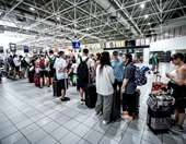 Ιταλία: Χιλιάδες ταξιδιώτες πέρασαν τη νύχτα στο αεροδρόμιο του Μπέργκαμο λόγω τεχνικού προβλήματος