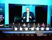 Τρεις δεσμεύσεις του υπουργείου Ναυτιλίας για την πράσινη μετάβαση, την απανθρακοποίηση και το "πρασίνισμα" των λιμενικών υποδομών