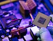 Τεχνολογικός κολοσσός αλλάζει τα δεδομένα στα ηλεκτρικά αυτοκίνητα