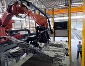 Η Ford αλλάζει τους κανόνες στα ηλεκτρικά αυτοκίνητα με συνταγή Tesla