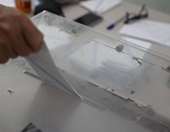 Δημοσκόπηση alco: Οριακή ανάκαμψη για ΝΔ στο 23,6%, στάσιμο το ΠΑΣΟΚ στο 11,6% - Επαναλαμβάνει τα ίδια ο Αλέξης Τσίπρας, λένε επτά στους δέκα