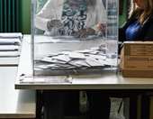 Δημοσκόπηση Interview: Στο 29,4% η ΝΔ - Οι προβλέψεις των πολιτών για Καρυστιανού και Τσίπρα