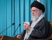 Χαμενεΐ: Στο Ιράν έχει αποδειχθεί ότι μια μουσουλμάνα με χιτζάμπ μπορεί να προοδεύσει περισσότερο από τις άλλες γυναίκες