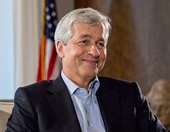 O CEO της JP Morgan λέει ότι το Bitcoin είναι άχρηστο και εκφράζει συμπάθεια προς τον Ζελένσκι