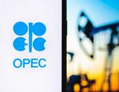 Reuters: Ο OPEC+ εξετάζει να ξαναρχίσει τις αυξήσεις στην παραγωγή του