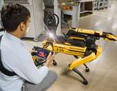 Ένας σκύλος ρομπότ φυλάει την παραγωγή στη Jaguar Land Rover