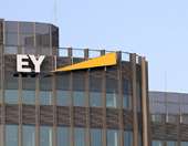 EY: Οι CFOs και επικεφαλής φορολογικών διευθύνσεων αξιοποιούν την AI για να ανταποκριθούν στις νέες προκλήσεις