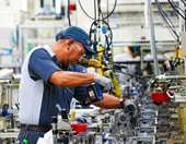 Γιατί η Nissan είναι έτοιμη να βγάλει στο σφυρί την ιστορική της έδρα