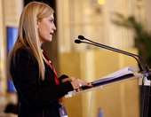 Σ. Βολουδάκη-Delphi Economic Forum Paris: Οι δύο άξονες της κυβερνητικής πολιτικής για το μεταναστευτικό