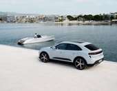 Η Porsche έφτιαξε σκάφος με τον ηλεκτρικό κινητήρα της Macan