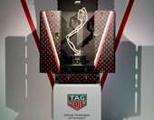 F1: Πώς τα τρόπαια των φετινών Grand Prix κλέβουν την παράσταση