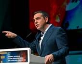 Αλ. Τσίπρας: Ετοιμάζει κείμενο για τη Σύγκλιση της Σοσιαλδημοκρατίας, της Ριζοσπαστικής Αριστεράς και της Πολιτικής Οικολογίας