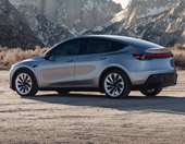 Νέο Tesla Model Y: Τι διαφορά έχει στην απόδοση από το προηγούμενο (video)