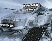 Πώς να κάνεις ακόμα πιο εξωγήινο το Tesla Cybertruck (video)