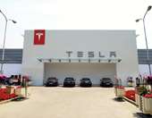 ΗΠΑ: Αντιμέτωπη με έρευνα η Tesla για τις χειρολαβές των Model 3