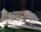 Σε δημόσια διαβούλευση το νομοσχέδιο για την επιστολική ψήφο και την εκλογική περιφέρεια Απόδημου Ελληνισμού