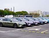 Η "καθυστέρηση" των ΗΠΑ και της Ευρώπης δίνει προβάδισμα στην Κίνα στα ηλεκτρικά οχήματα