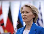 Φοντ ντερ Λάιεν: Προτιμάμε τον διάλογο, αλλά είμαστε έτοιμοι για δράση απέναντι στις απειλές Τραμπ