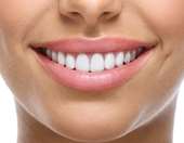 Η αισθητική οδοντιατρική στο επίκεντρο των διεθνών τάσεων: Νέες μέθοδοι και τα οφέλη τους για τους ασθενείς