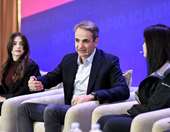 Πώς ο Κ. Μητσοτάκης θα "κυκλώσει" το κεντρώο κοινό