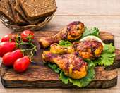 Γιατί το κοτόπουλο μπήκε στη λίστα με τα τρόφιμα που πρέπει να περιορίσουμε στη διατροφή μας