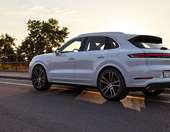 Η ηλεκτρική Porsche Cayenne ξεκίνησε δοκιμές και υπάρχουν φωτογραφίες