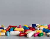 Η πολυφαρμακία, ένα από τα πιο κρίσιμα ζητήματα στη φροντίδα των ηλικιωμένων