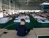 Πολωνία: Η κυβέρνηση θέλει να καταργήσει την έκτακτη βοήθεια που χορηγεί στους Ουκρανούς πρόσφυγες