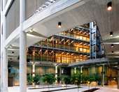 ΓΕΚ ΤΕΡΝΑ: Η Santander βλέπει εκτόξευση της μετοχής έως τα 49 ευρώ - Σύσταση outperform