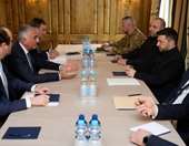 Ζελένσκι: Συνάντηση με τον Ρεζά Παχλαβί - "Η Ουκρανία στηρίζει τον ιρανικό λαό στον αγώνα του"