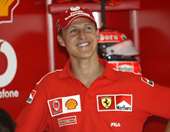 O Michael Schumacher υπέγραψε συλλεκτικό κράνος 12 χρόνια μετά το ατύχημά του