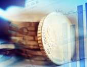 Alpha Bank: Η καθοδική τροχιά του χρέους, οι νέοι δημοσιονομικοί κανόνες και οι μεσοπρόθεσμοι κίνδυνοι