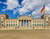 Βερολίνο: Δεσμευτικές οι "Πρέσπες", όχι "γκρίζες ζώνες"