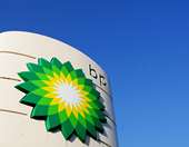 BP: Φρένο στο πρόγραμμα επαναγοράς μετοχών - Νέος στόχος για μείωση του κόστους