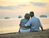 Τέσσερα άγνωστα σημάδια πως γερνάμε - Τι είναι φυσιολογικό και τι όχι