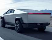 Τελικά σκουριάζει το Tesla Cybertruck; Τι απάντησε μηχανικός της φίρμας για το "rust-gate"