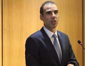 Μ. Θεμιστοκλέους: Με μέτρο τα γλυκά στις γιορτές - Το χιουμοριστικό βίντεο του υφυπουργού Υγείας μέσω TikTok