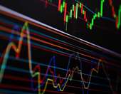 Ανοδικά οι ευρωαγορές με το βλέμμα στις ΗΠΑ