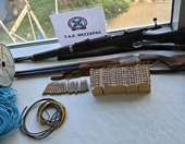 Βορίζια: Αστυνομική έρευνα έφερε στο "φως" εγκαταλειμμένο ποιμνιοστάσιο με οπλισμό