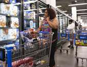 ΗΠΑ: Έντονη επιβράδυνση του πληθωρισμού στο 2,4% τον Ιανουάριο