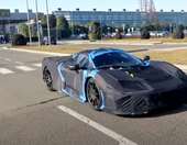 Κάτω από το καμουφλάζ είναι η διάδοχος της LaFerrari (video)