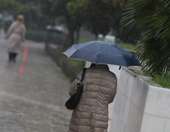 Καιρός: Τσουχτερό κρύο, παγετός και βροχές αλλά ανεβαίνει σταδιακά η θερμοκρασία