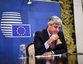 Μ. Σεντένο (ΕΚΤ): Κυρίαρχη πλέον η αβεβαιότητα - Με "εμπορικό αποκλεισμό" ισοδυναμούν οι δασμοί Τραμπ