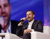 Crypto-πλήγμα για την οικογένεια Τραμπ: Βουτιά 51% σε 26 λεπτά και $1 δισ. χαμένο εντός 2 μηνών