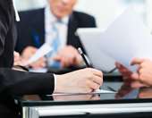 Κρίσιμος ο χειρισμός των εκκρεμών υποθέσεων του ν. Κατσέλη στη διαπραγμάτευση για τον νέο νόμο